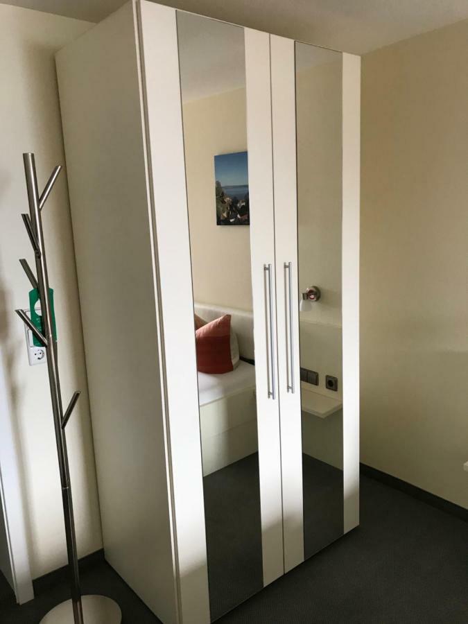 Gaestehaus Seliger Meersburg Exteriör bild